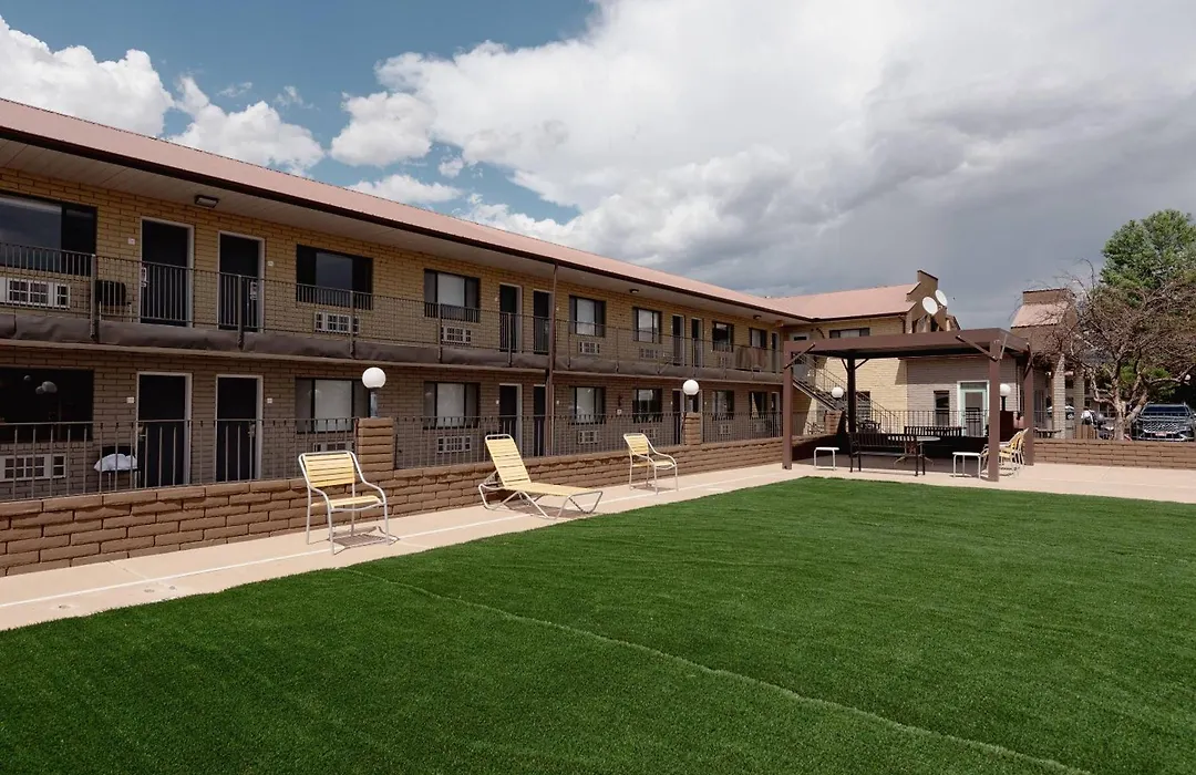 Econo Lodge Cortez Near Mesa Verde-1