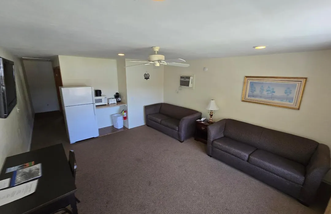 Lake View Motel-1
