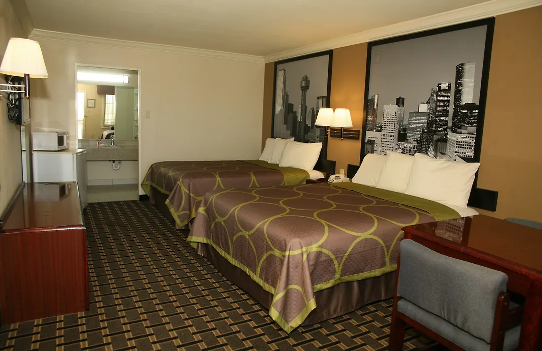Super 8 By Wyndham Tyler Tx-1