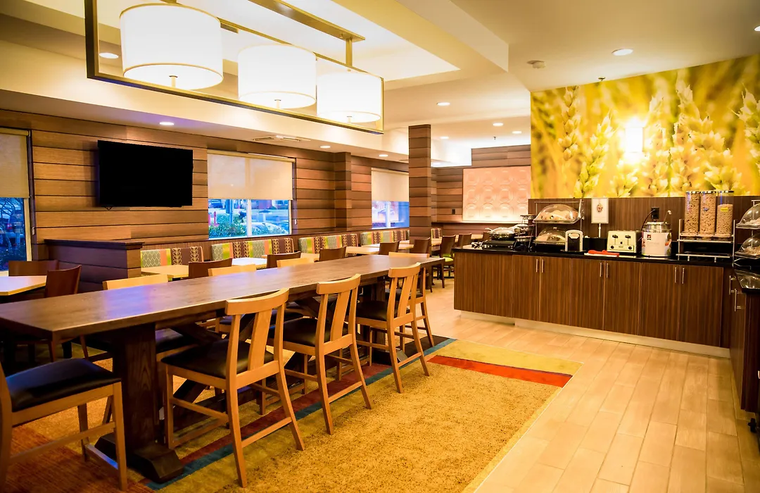 Fairfield Inn & Suites Fredericksburg-1