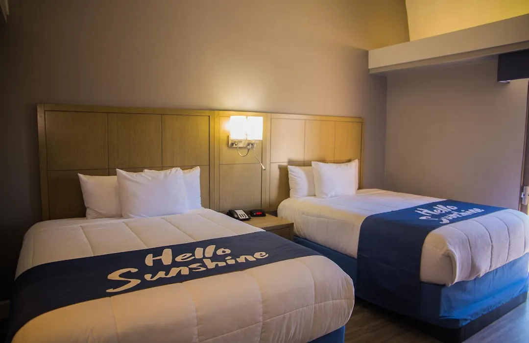 Days Inn By Wyndham Redwood City-1
