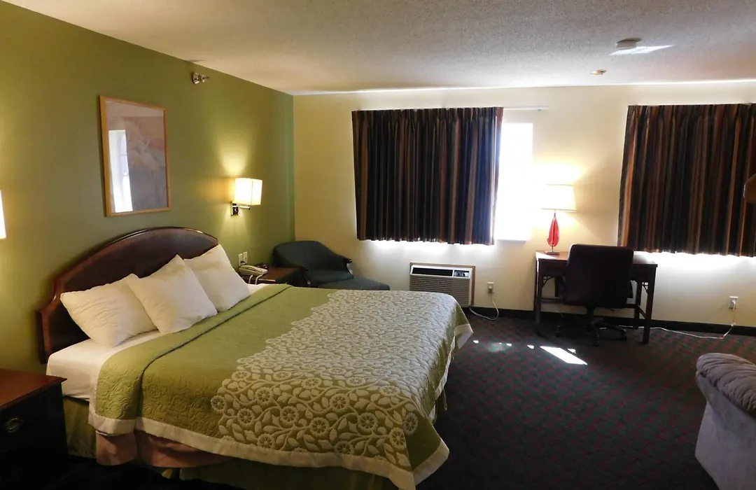 Days Inn By Wyndham Lexington Ne-1
