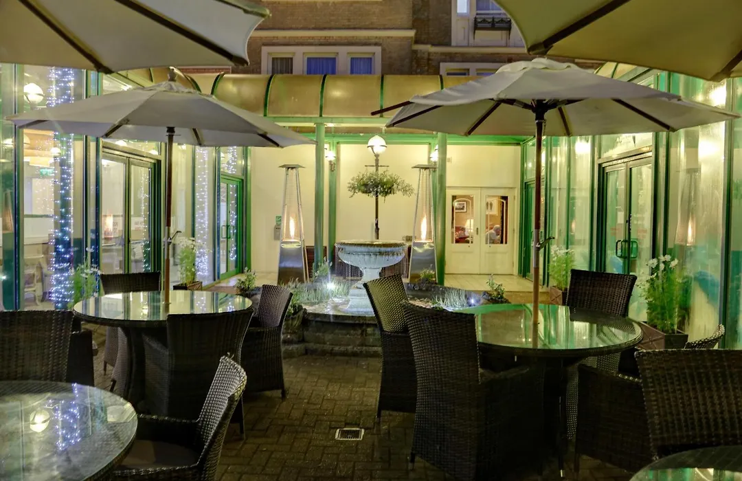 Norfolk Royale Hotel-1