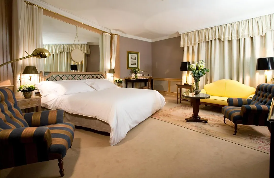Hotel Palafox-1