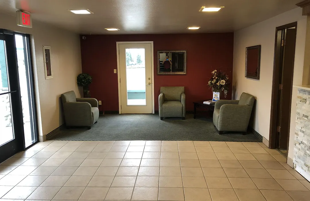 Super 8 By Wyndham Coeur D'Alene-1