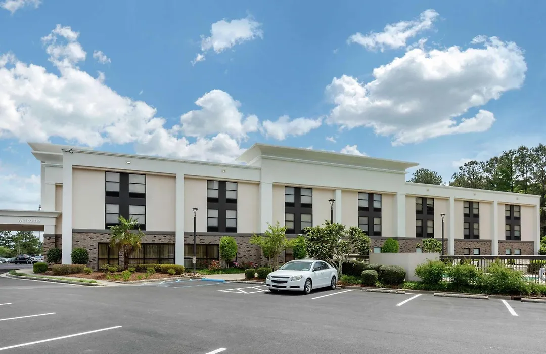 Hampton Inn Brookhaven-1