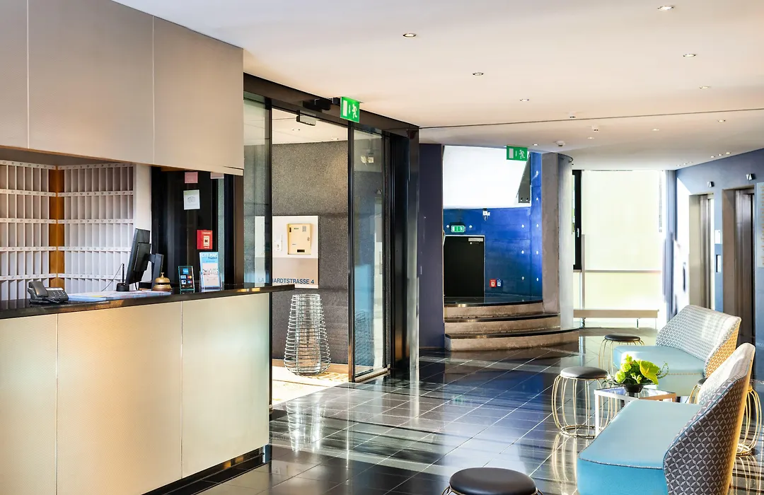 Plaza Hotel&Living Frankfurt-1