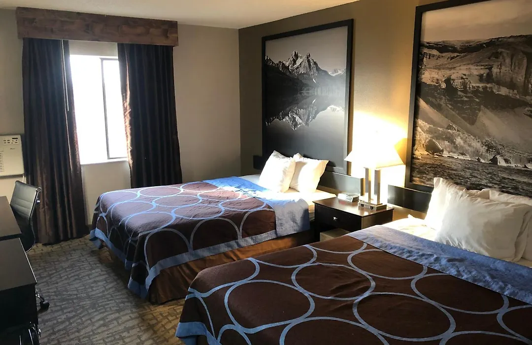 Super 8 By Wyndham Boise-1