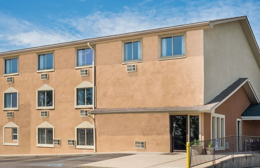 Super 8 By Wyndham Columbus Edinburgh-1