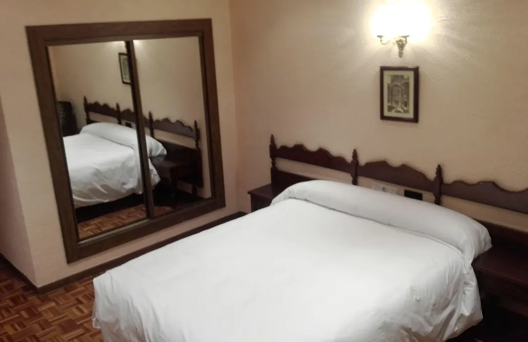 Hotel Castellano Centro-1