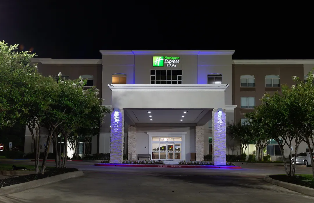 Holiday Inn Express & Suites Arlington North - Stadium Area By Ihg-1