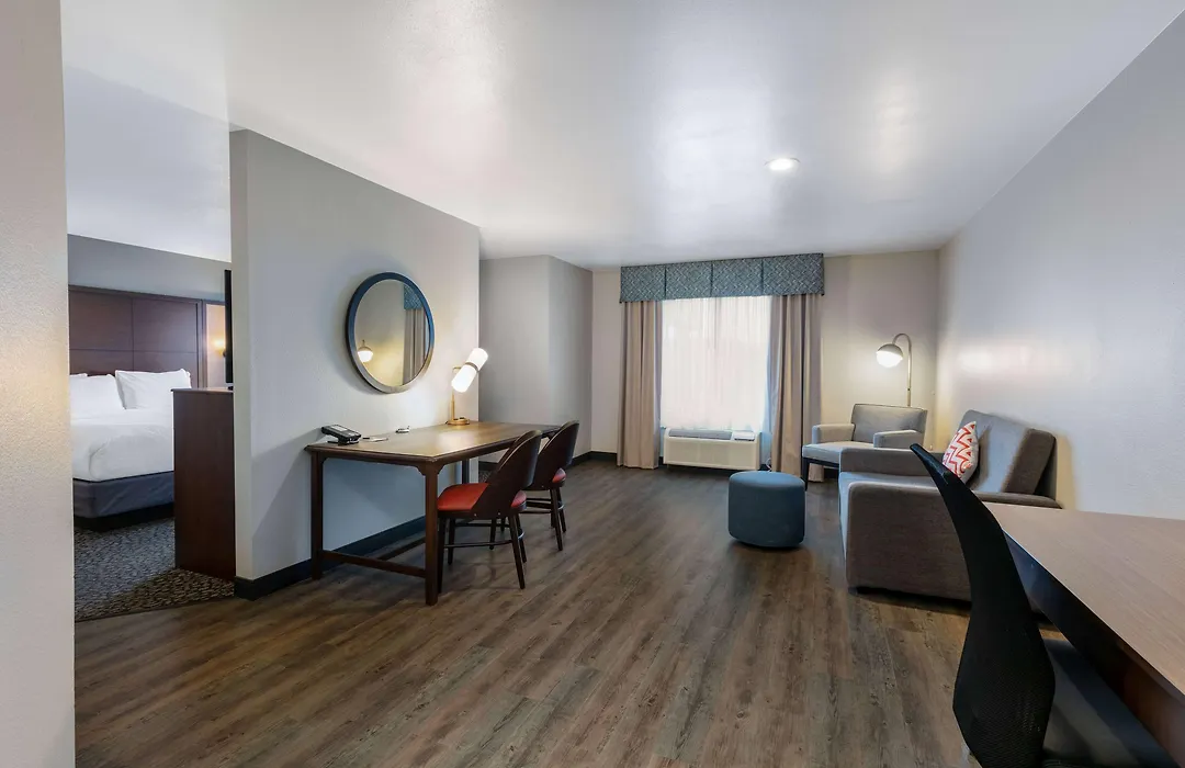 Wingate By Wyndham - Dfw North-1