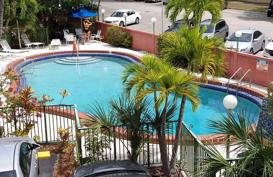 Hotel Chateaubleau-1