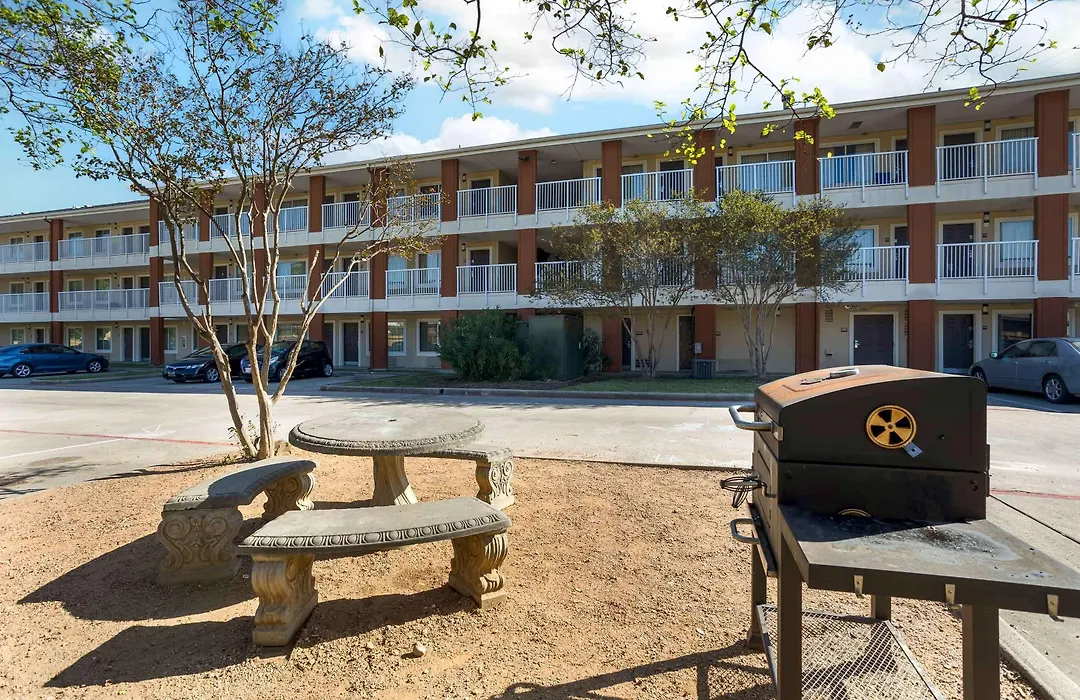 Extended Stay America Suites - Houston - The Woodlands-1
