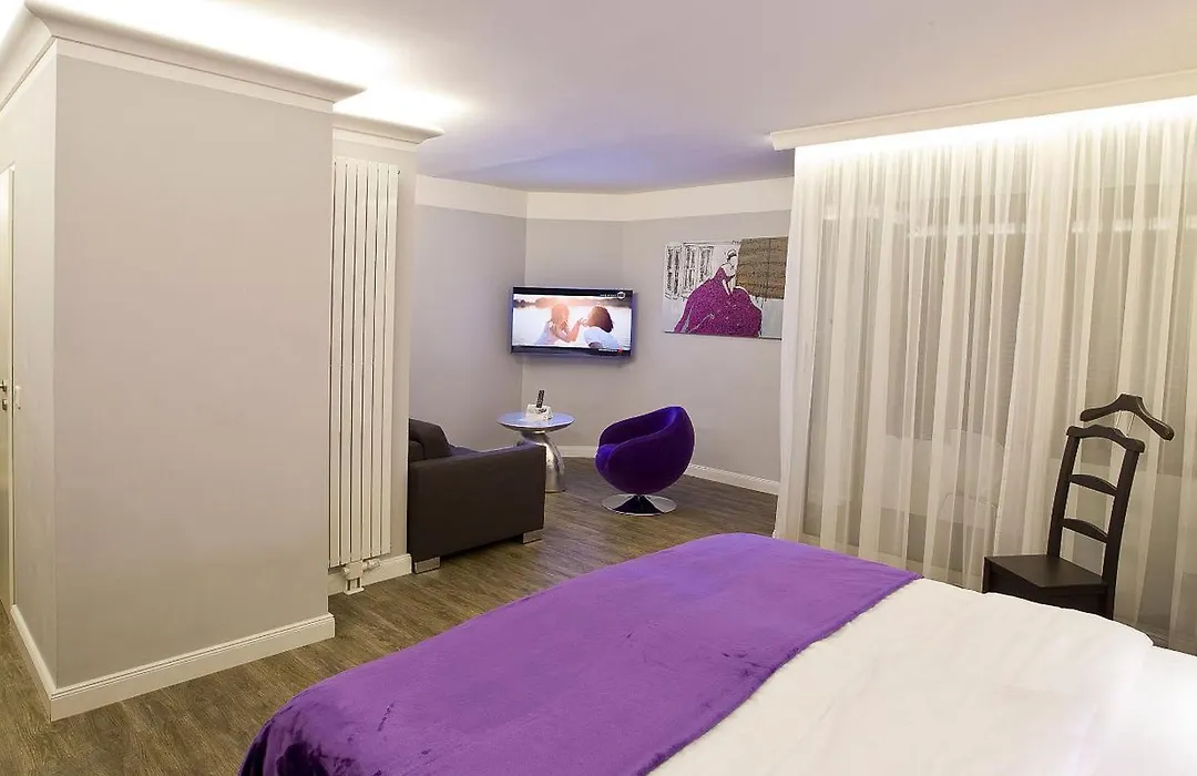 Plaza Inn Stays Design Dortmund-1