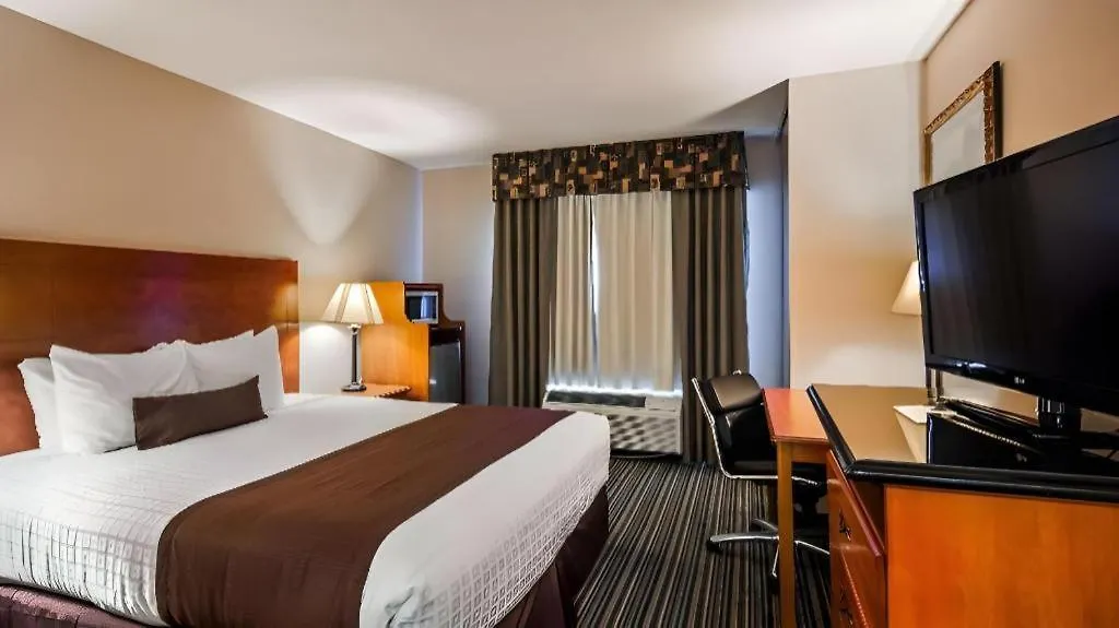 Best Western Plus Twin View Inn & Suites-1