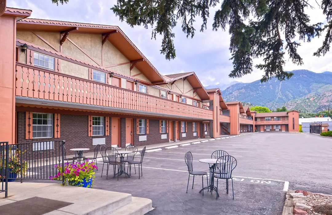 Villa Motel At Manitou Springs-1
