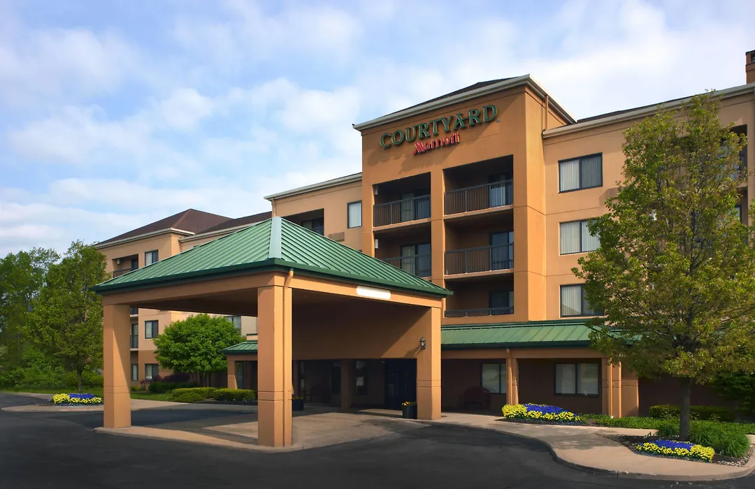Courtyard By Marriott Cleveland Westlake-1