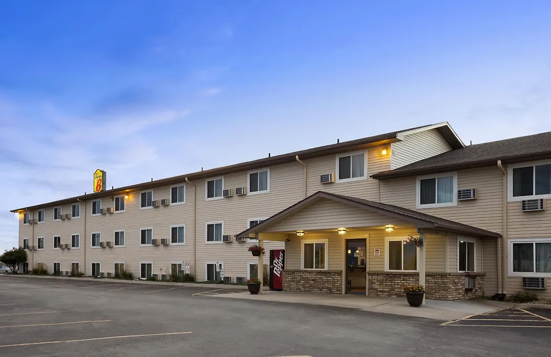 Super 8 By Wyndham Council Bluffs Ia Omaha Ne Area-1