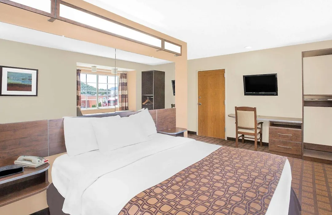 Microtel Inn & Suites By Wyndham Franklin-1