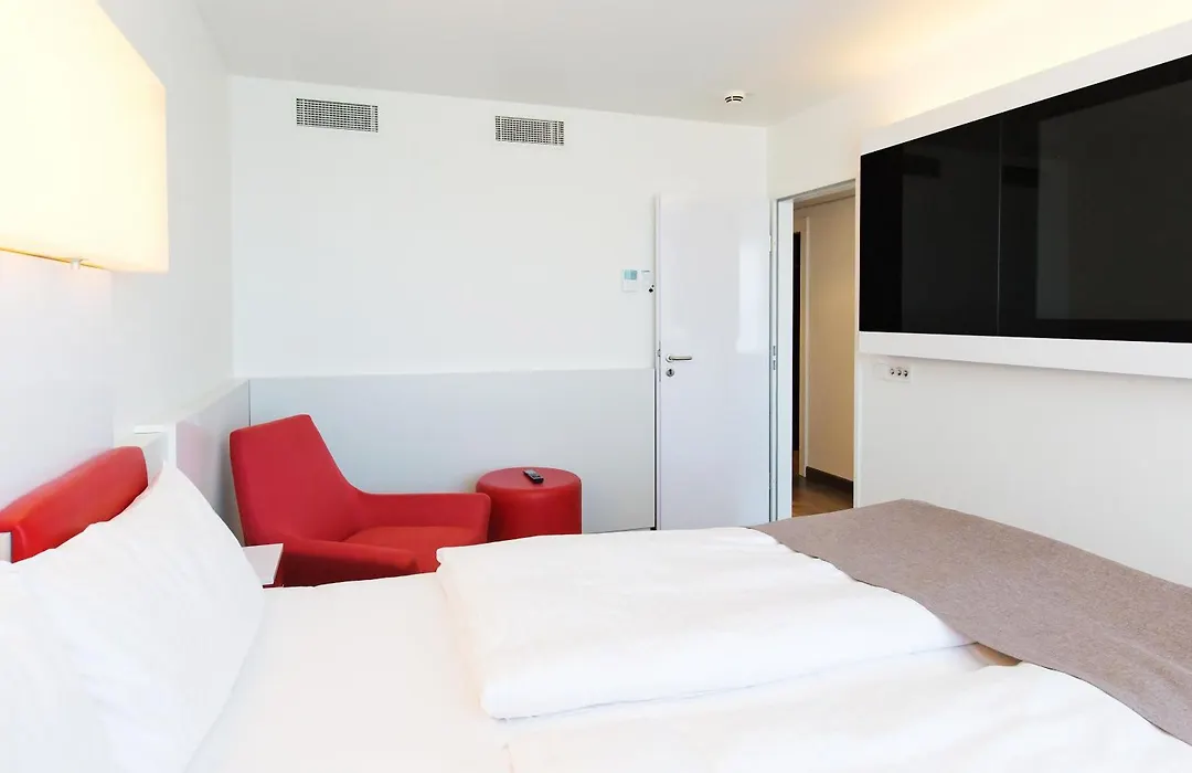 DORMERO Hotel Stuttgart-1