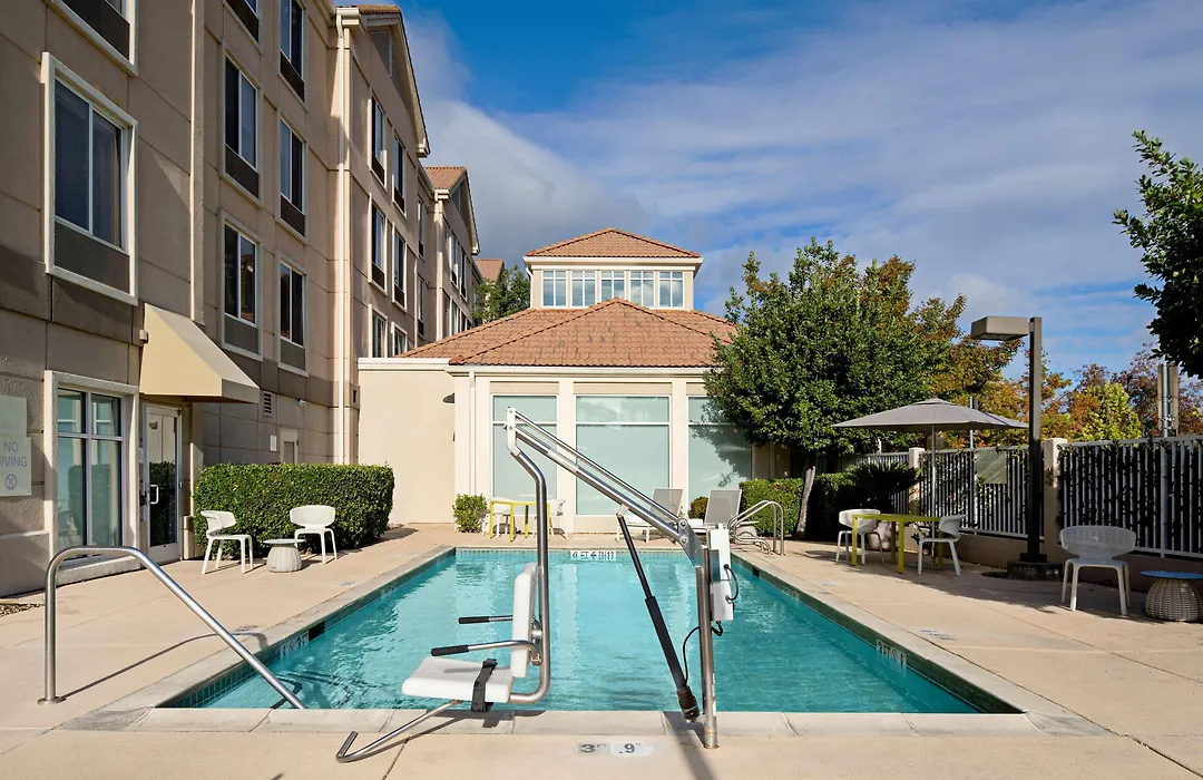 Hilton Garden Inn Folsom-1