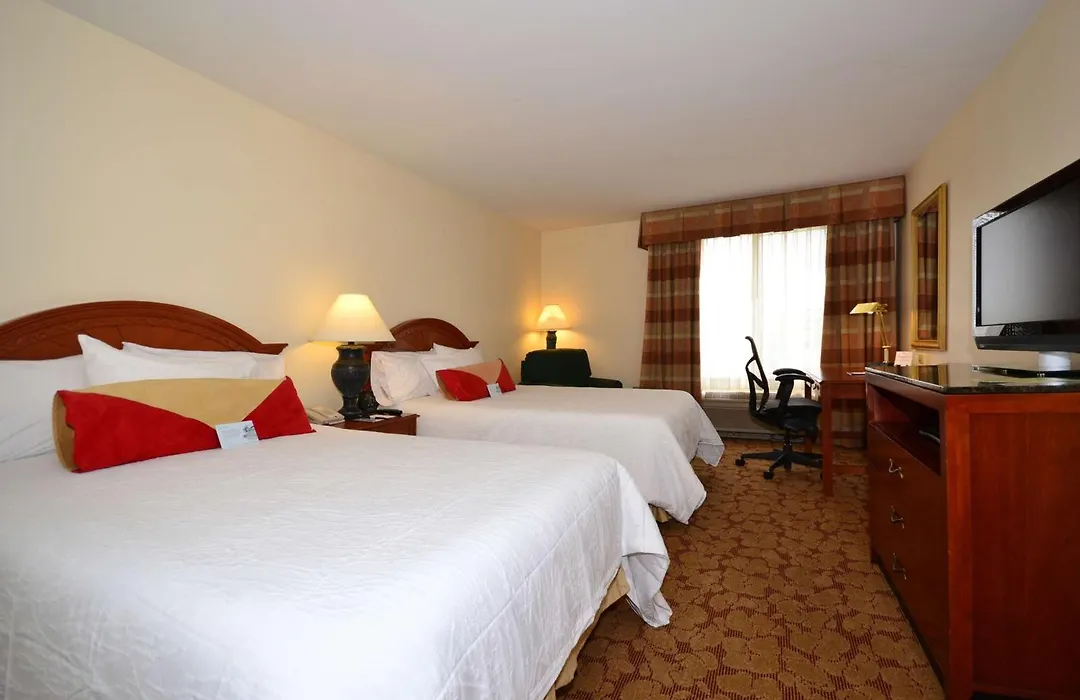 Hilton Garden Inn Tulsa Airport-1