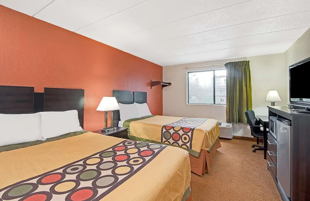 Super 8 By Wyndham Stamford/New York City Area-1