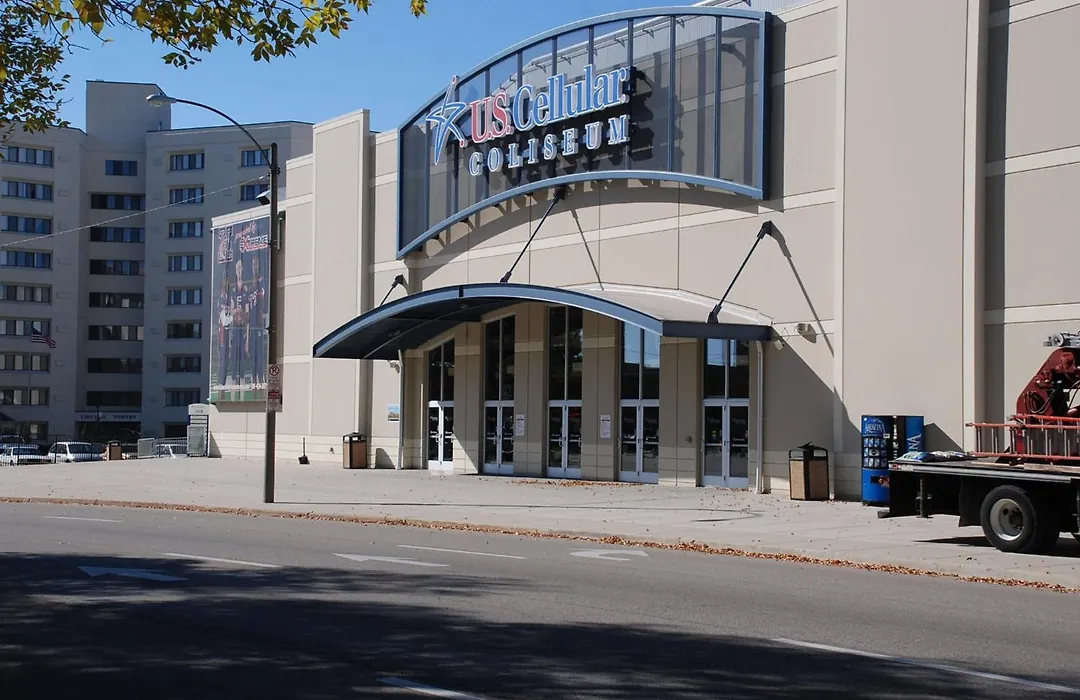 Holiday Inn Express Hotel & Suites Bloomington-Normal University Area By Ihg-1