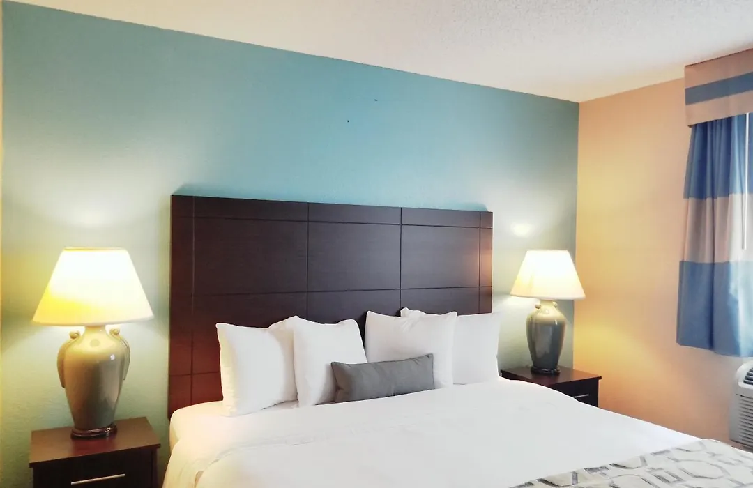 Baymont Inn & Suites By Wyndham Huber Heights Dayton Northeast-1