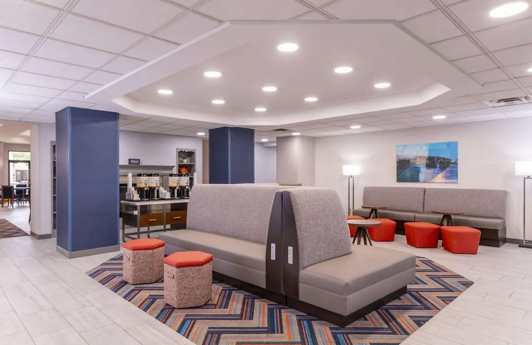 Hampton Inn & Suites St. Louis-Chesterfield-1