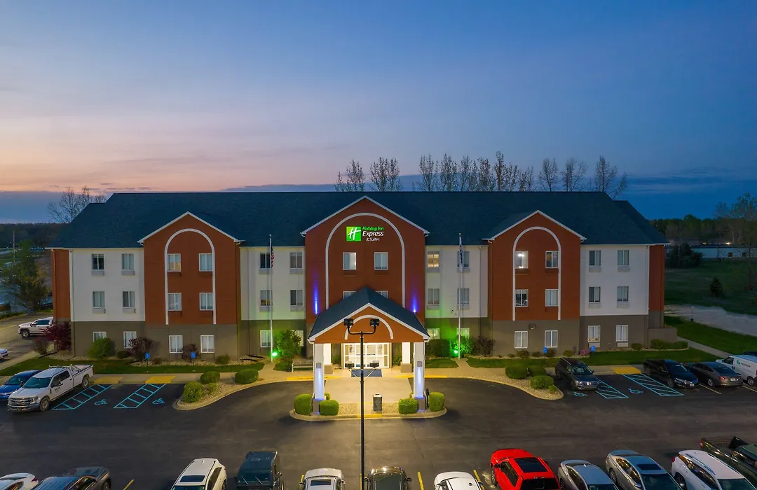 Holiday Inn Express Hotel & Suites Bedford By Ihg-1