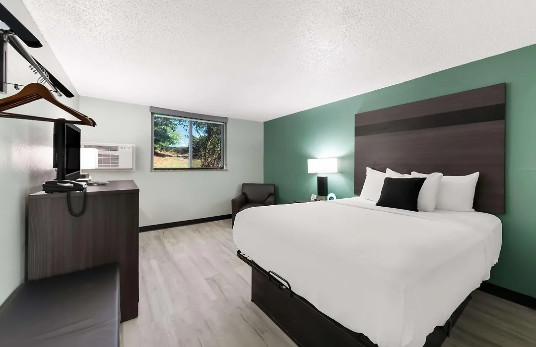 Baymont Inn & Suites By Wyndham-1