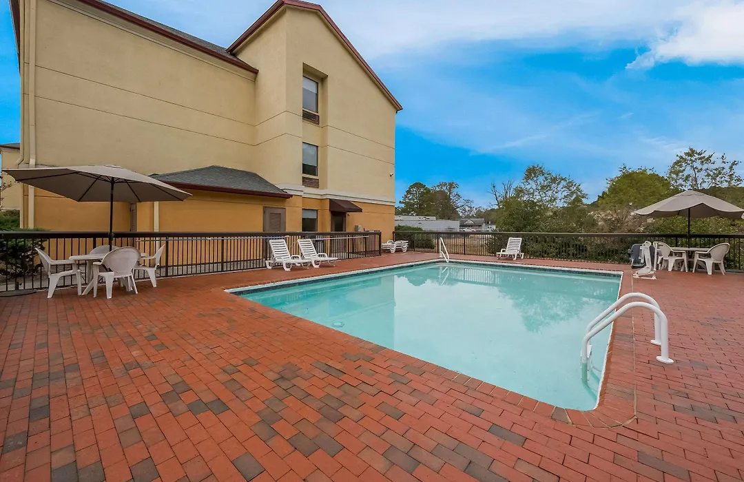 Comfort Inn Fayetteville I-95-1