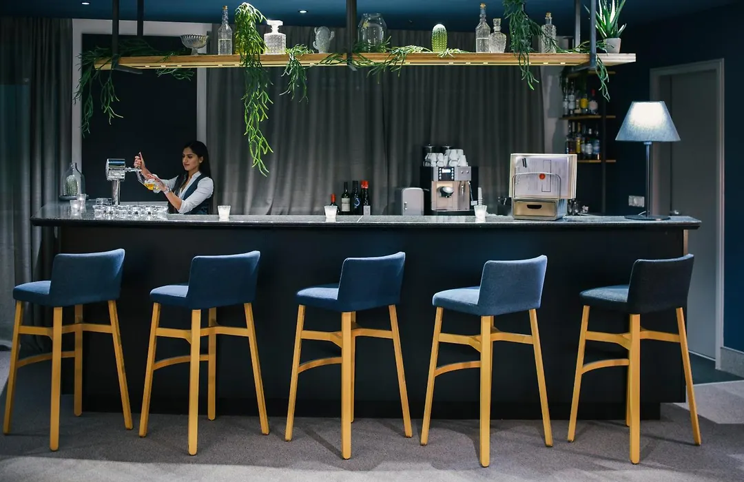 Vienna House Easy By Wyndham Coburg-1