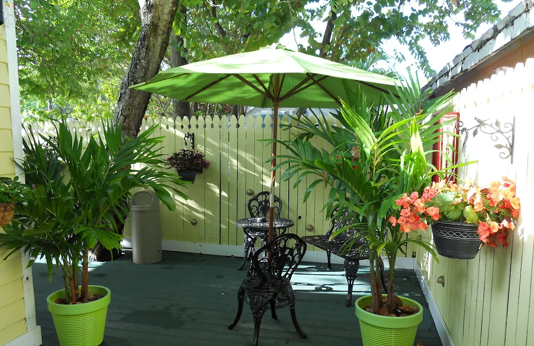 Duval Inn - Key West-1