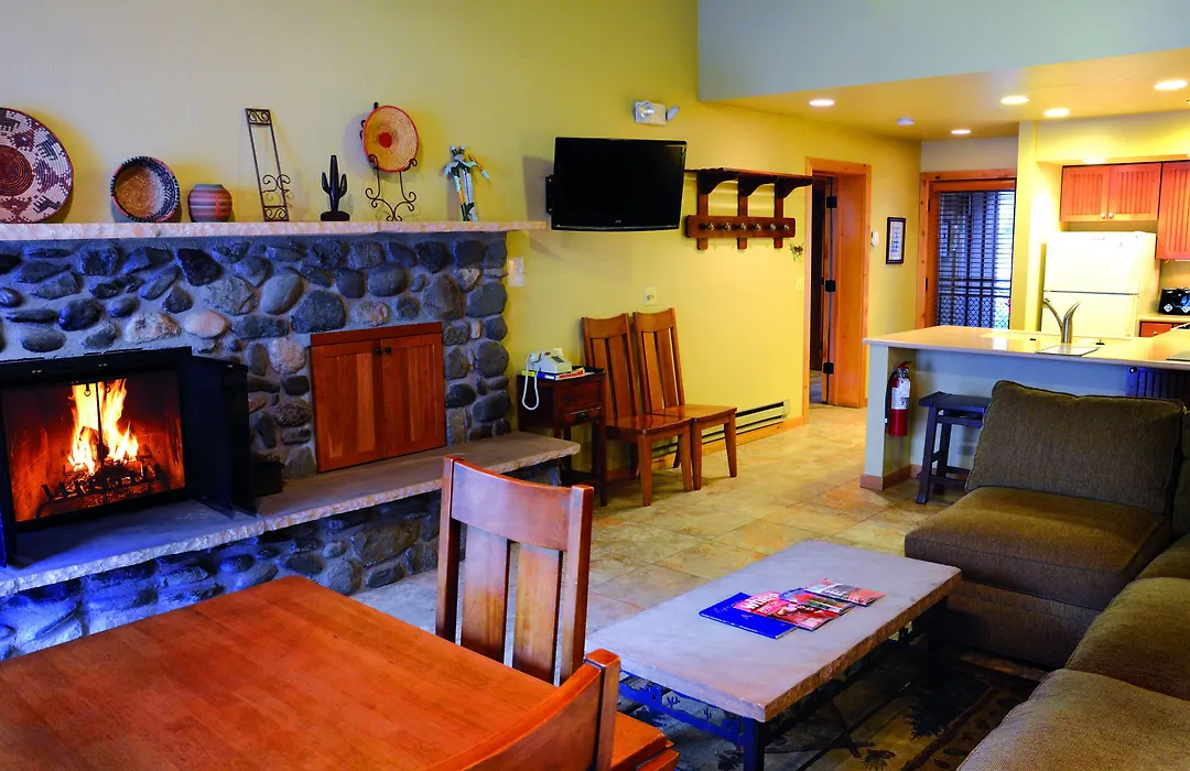 Junipine Resort-1