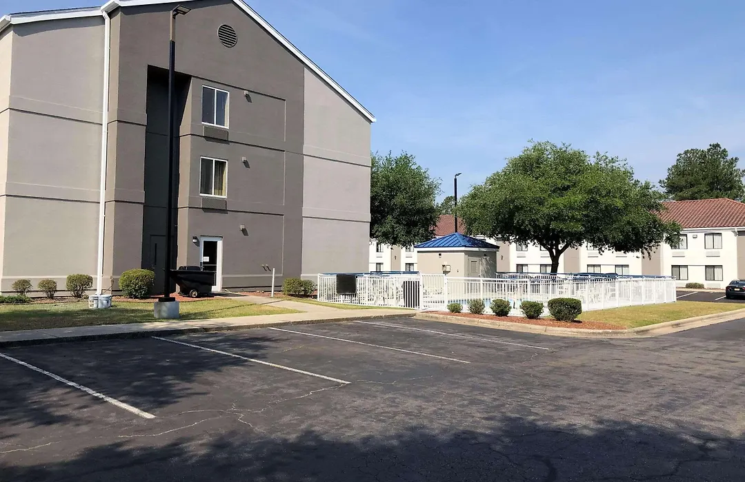 Country Inn & Suites By Radisson, Fayetteville I-95, Nc-1