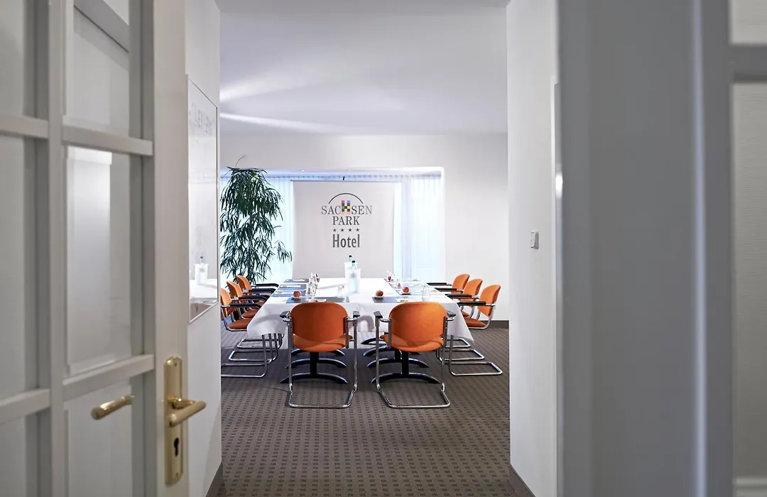 Sachsenpark-Hotel-1