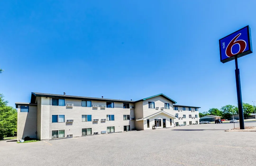 Motel 6-Albert Lea, Mn-1