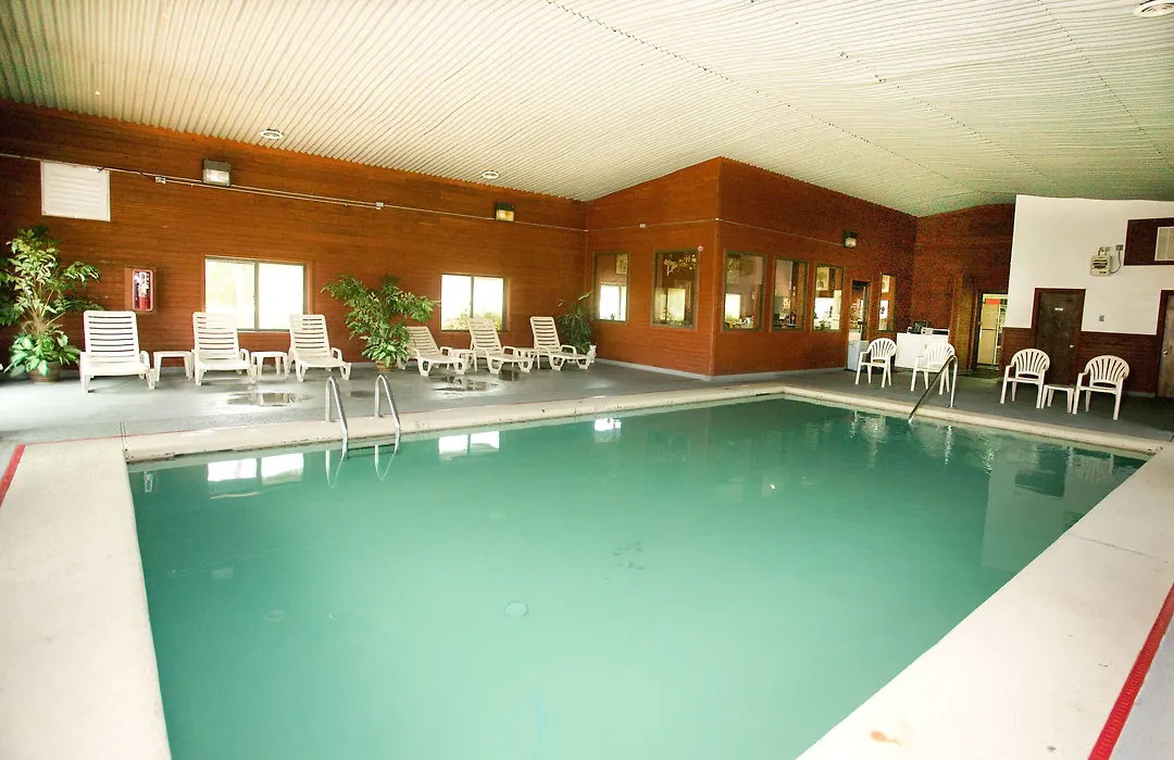 Super 8 By Wyndham Van Buren/Ft. Smith Area-1
