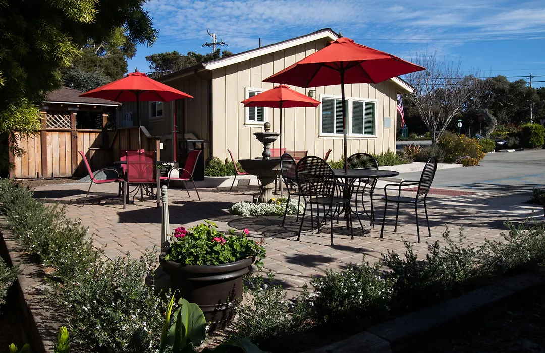 Monterey Peninsula Inn-1