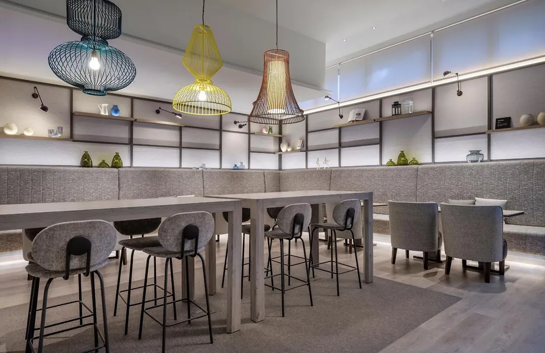 Ac Hotel Som By Marriott-1