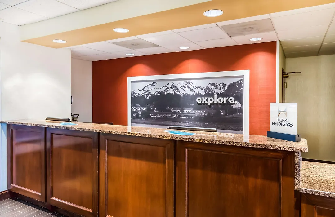 Hampton Inn Clifton Park-1