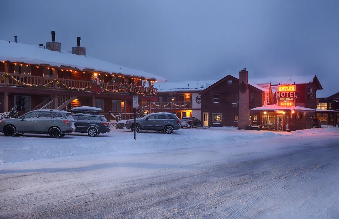 Antler Inn-1