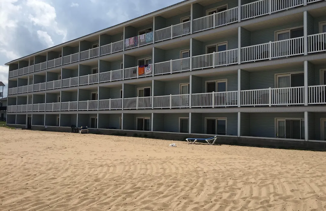 Fairview Beachfront Inn-1