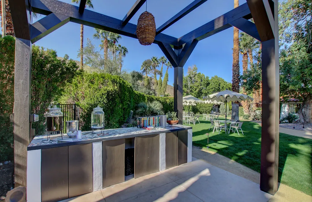 Ingleside Estate Hotel & Bungalows- Adults Only-1