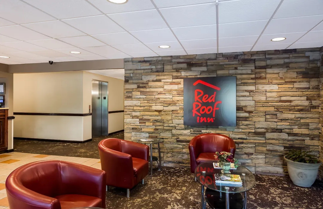 Red Roof Inn Hendersonville-1