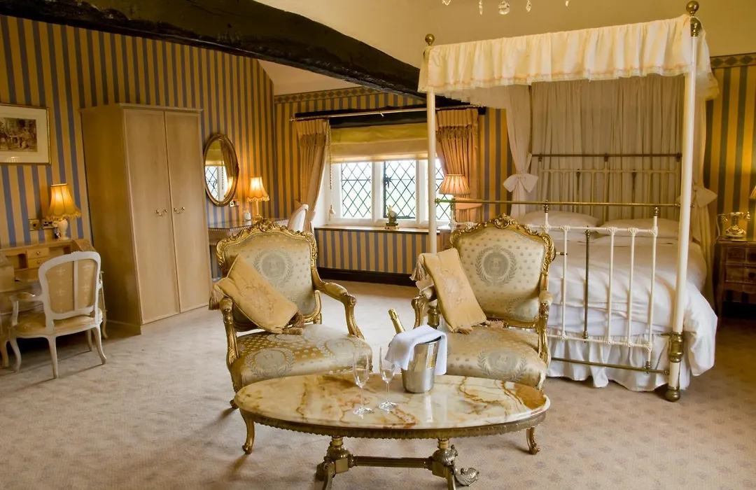 Albright Hussey Manor-1