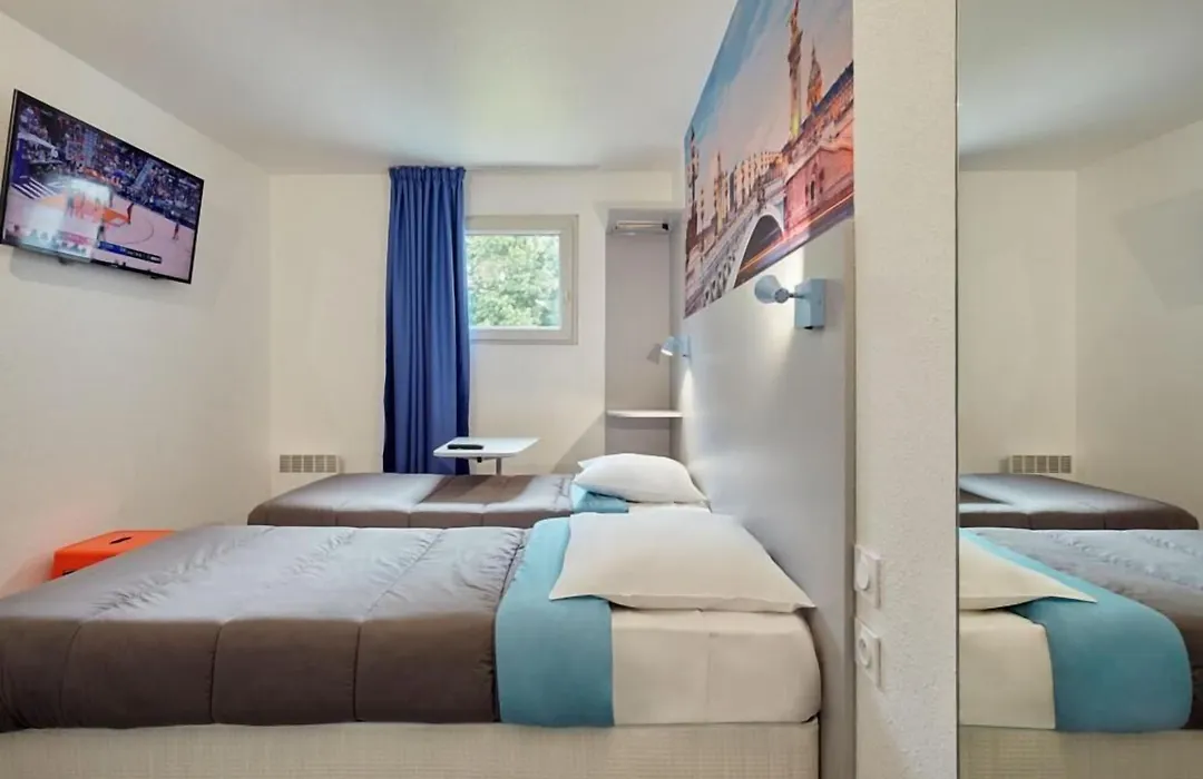 Welcomotel Les Mureaux-1